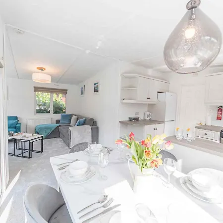 Pass The Keys Grasmere Sleeps 6 White Cross Bay