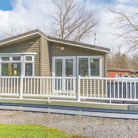 Pass The Keys Grasmere Sleeps 6 White Cross Bay *