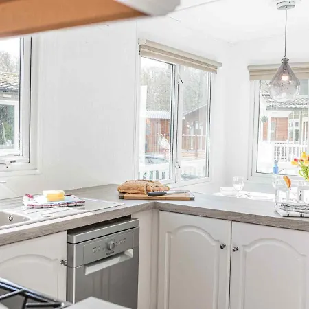 Pass The Keys Grasmere Sleeps 6 White Cross Bay