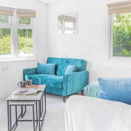 Pass The Keys Grasmere Sleeps 6 White Cross Bay Windermere